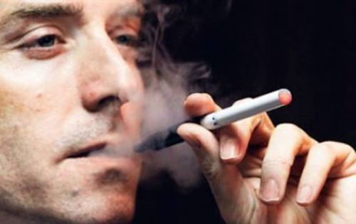Los Angeles'ta Elektronik Sigara Yasaklanacak