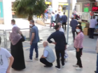 Kontroll� normalle�mede metrelerce kuyruk olu�tu