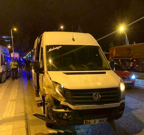 Malatya'da trafik kazasnda 2 kii yaraland
