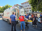 Manavgat'ta Engelli Arac� ile Motosiklet �arp��t�: Yaral� Var