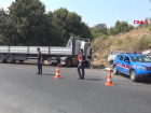 Manavgat'ta TIR ile kamyonet �arp��t�: 2 �l�, 1 yaral�