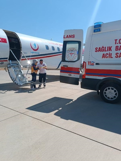 Mardin'de doumsal kalp hastal tans konulan bebek stanbul'a sevk edildi