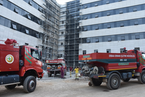 Marmaris Devlet Hastanesi inaatnda kan yangn sndrld