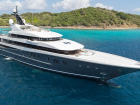 Milyon dolarl�k l�ks yat Bodrum'a demir att�