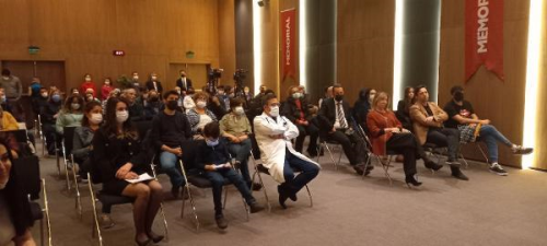 Memorial Ankara'da onkoloji alanlar hastalarla bulutu