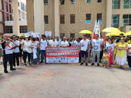 Mersin'de Salk alanlar  Brakma Eylemi Yapt
