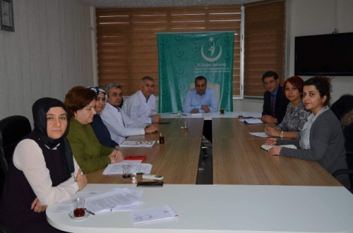 Mucur Devlet Hastanesinin Kamu Hastaneleri Birli�i ile Birle�im S�re�leri De�erlendirildi