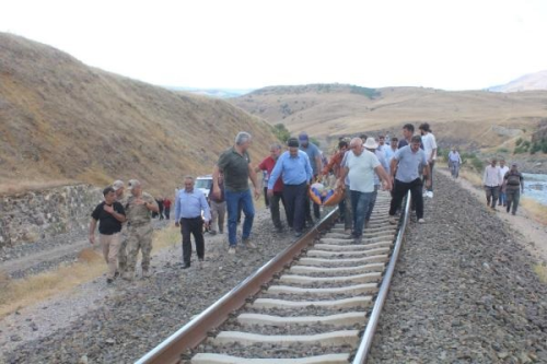 Mu'ta Murat Nehri'nde balk tutarken boulan kii hayatn kaybetti