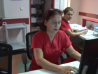 Necat Hepkon Devlet Hastanesi �al��anlar� K�r�m�z� Rengi Tercih Eti