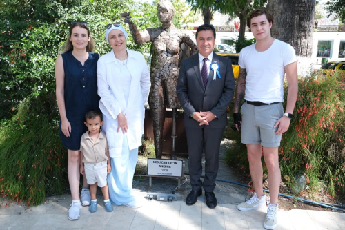 Neslican Tay'n ailesi Bodrum Belediye Bakan'n ziyaret etti