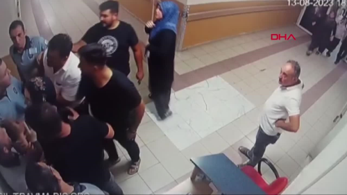Nev�ehir Devlet Hastanesi'nde Hasta Yak�nlar� G�venlik G�revlilerine Sald�rd�