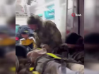 Ni�de UMKE ekiplerinden enkaz alt�ndaki vatanda�a hayat eli: 