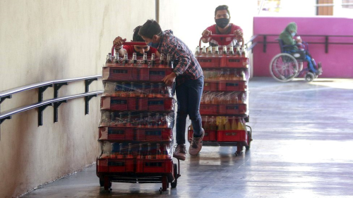 Obezite: Meksika'da bir eyalet ocuklara ekerli iecek ve abur cubur satn yasaklad