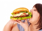 Obeziteyle M�cadelede Bilin�siz Cerrahi M�dahele Riski