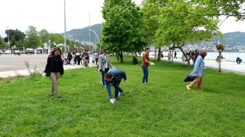 Ordu'da D�nya T�t�ns�z G�n� etkinli�i: Sahilde izmarit topland�