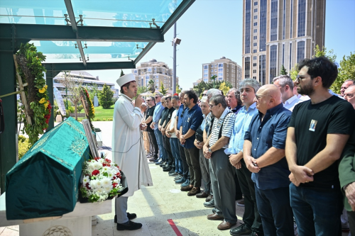 Prof. Dr. Gken Orhan stanbul'da Defnedildi