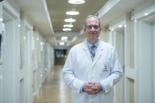Prof. Dr. Tapsz'dan 'endometriozis' hastalna 'erken tehis' uyars