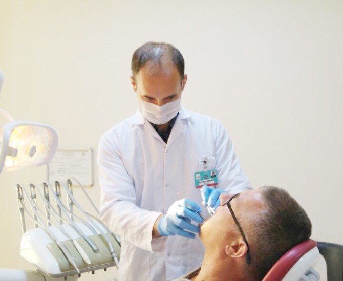 Protez Uzmanı Edirne Ağız ve Diş Sağlığı Merkezi'nde