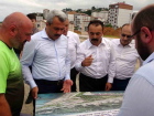 Rize'nin yeni valisi �hsan Selim Bayda� aya��n�n tozu ile yat�r�mlar� yerinde inceledi