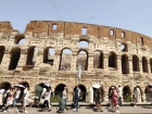 Roma'da Kolezyum �evresinde Fare �stilas�