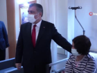 Sa�l�k Bakan� Fahrettin Koca minik hastalar� ziyaret etti