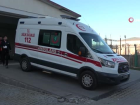 Sa�l�k��lar�n bir kula�� ezan sesinde bir kula�� da telsizde