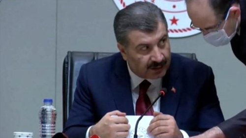 Salgn srecinde Twitter' aktif kullanan Koca'dan 