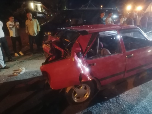 Samsun'da otomobil ile tr arpt: 4 yaral