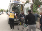 Sand��a gitmekte zorlanan hastalar�n yard�m�na sa�l�k ekipleri yeti�ti