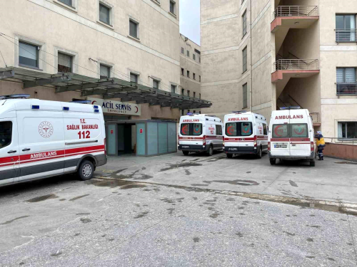 Sapanca Gl'nde Boulma Tehlikesi Geiren Vatanda Hastaneye Kaldrld