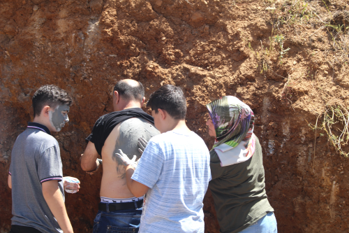 �ifa Niyetine �amura Buland�lar!