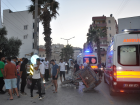 Silifke'de Motosiklet Kazas�: 3 Ki�i Yaraland�