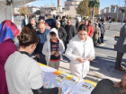 Sivas'ta �cretsiz Di� F�r�as� ve Macunu Da��t�ld�