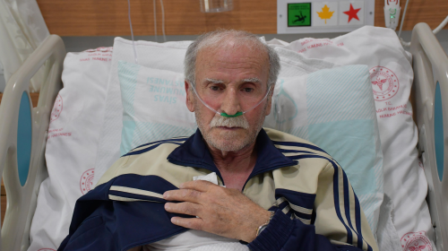 Son dakika haber: Hastanelerde Kovid-19 tedavisi gren hasta kalmad