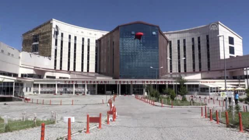 Son dakika haber | Kars Harakani Devlet Hastanesinde beyin anevrizmasna ilk ameliyat
