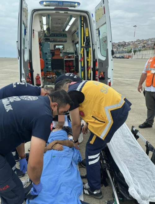 Son dakika haberleri | Azerbaycan'da beyin kanamas geiren Trk hasta ambulans uakla Trabzon'a getirildi