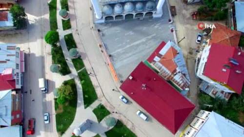 Son dakika... Koronavirse yakalanan Bakan, yaylada izole oldu
