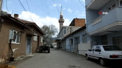 Burhaniye'de Brezli Mahallesi karantinaya alnd