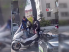 Sosyal medya fenomeninin otomobiline zarar veren ��pheli 2 �ah�s yakaland�