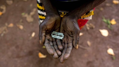 Sudan 'kadn snneti'ni yasaklad: Kadn cinsel organna mdahaleye 3 yl hapis