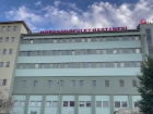 Tarlada çalışan işçiyi yılan ısırdı