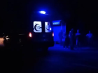 Tekerlekli sandalyeli kad�n, yolun kar��s�na ge�erken hafif ticari ara� taraf�ndan �arpt�