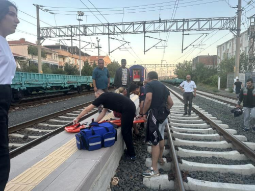 Tekirda'da Tren Kazas: Kadn lmden Dnd