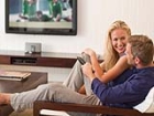 Televizyon �zlerken Ekrana �ok Yakla�may�n