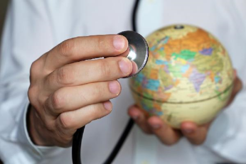 Trk Sa Ekimi Klinii Vatanmed, Polonya'da Yeni ubesini At