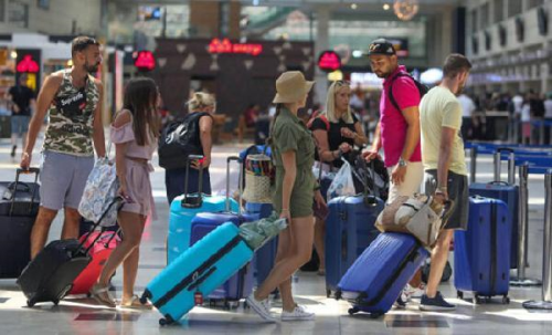 T�rkiye'ye gelen yabanc� turistlere sa�l�k kart� uygulamas�