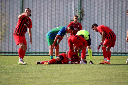 U19 manda bilincini kaybeden futbolcu hastaneye kaldrld
