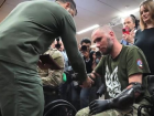 Ukrayna Devlet Ba�kan� Zelenski, ABD'ye geldi ve tedavi g�ren Ukraynal� askerleri ziyaret etti