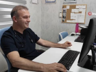 Uzm. Dr. Karahasano�lu: 'Yeni cihaz�m�z ile birlikte el bile�inden anjiyo yap�yoruz'