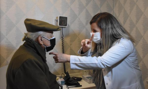 Uzmanlardan uyar: Koronavirs sonras Alzheimer hasta says artacak